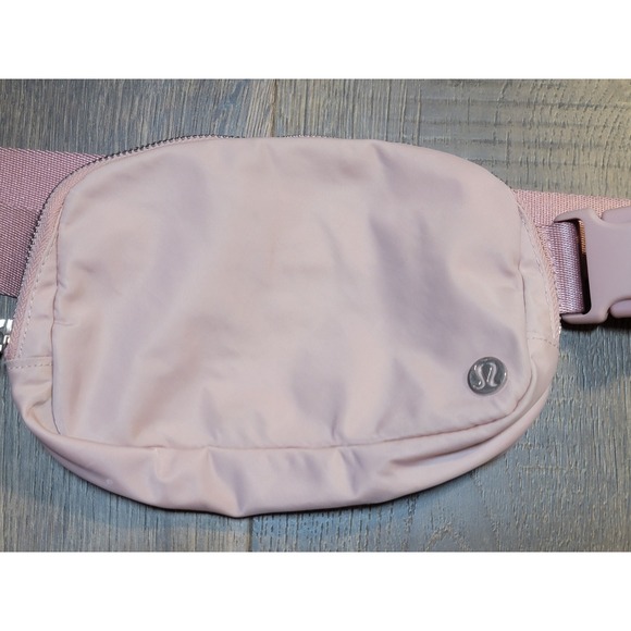 fjallraven knken mini size backpack Fjallraven Kanken-Mini Classic Pack, Heritage and Responsibility Since 1960